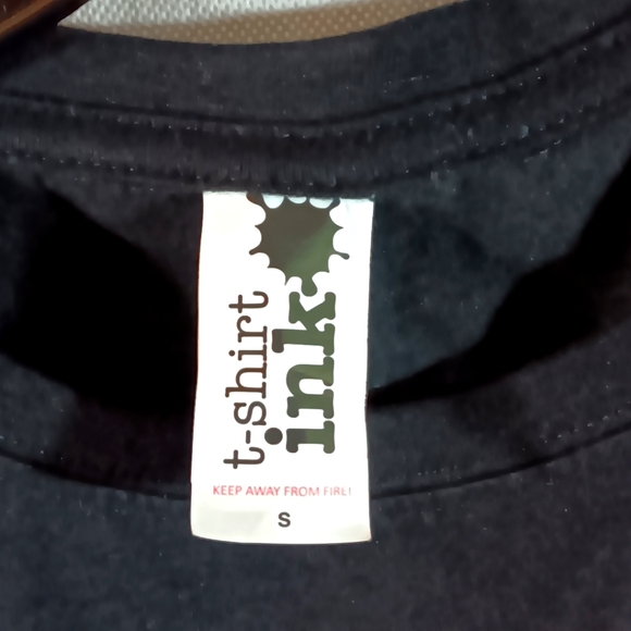 Iron Maiden Legacy of the Beast World Tour 2022 Mens Small T-Shirt Top Graphic - Picture 5 of 6